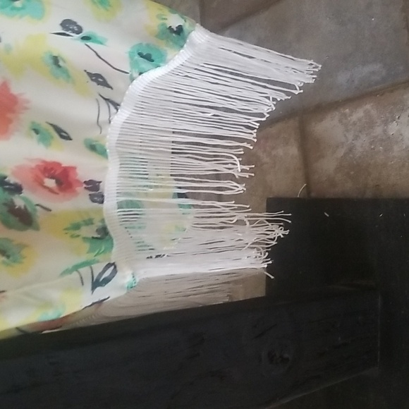 Sheer Beach Vacation cover up. One size fit all - Picture 2 of 4